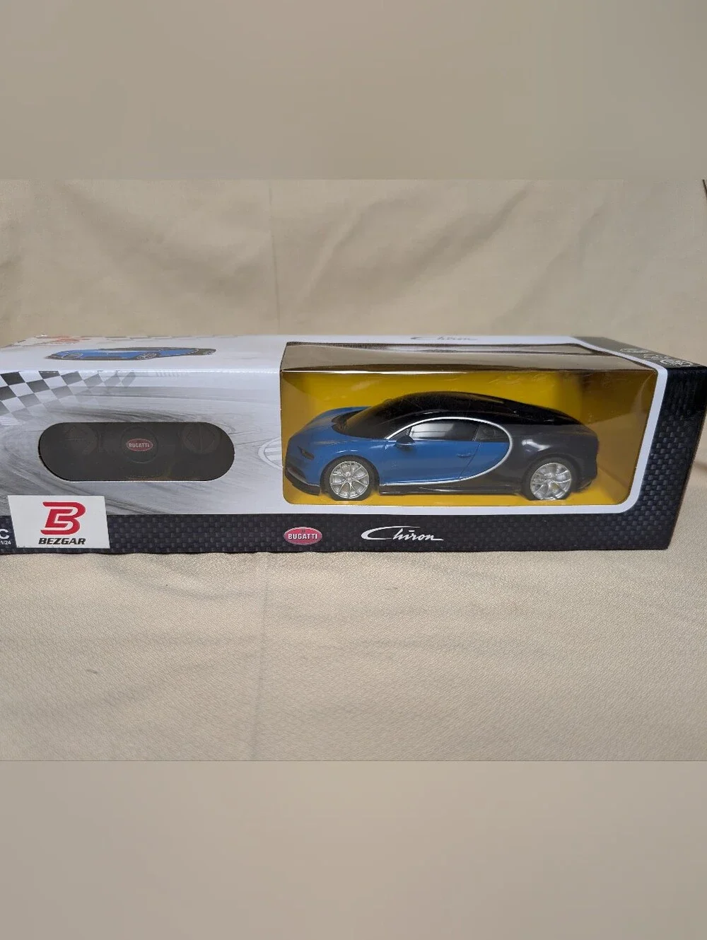 Officially Licensed Bugatti Chiron 1/24 Scale Radio Control Car
